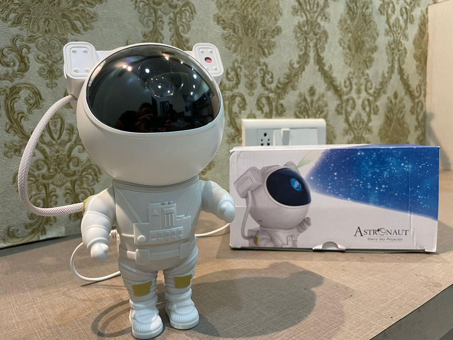Astronaut Galaxy Projector - 360 Magnetic Head Rotation Remote Control